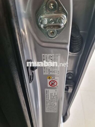 Siêu cọp Toyota innova 2020 số sàn xuất sắc