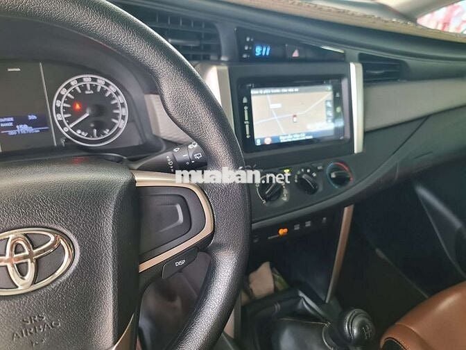 Siêu cọp Toyota innova 2020 số sàn xuất sắc
