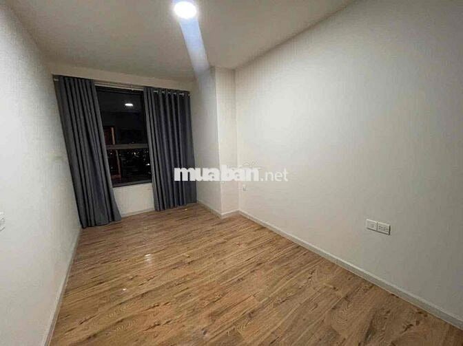 Cho nữ NVVP share 1p ngủ tolet riêng 9tr