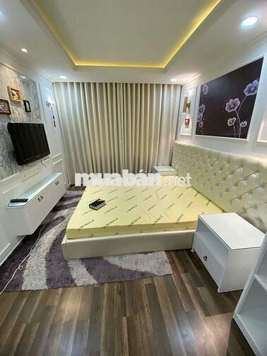 Cho thuê nhà nguyên căn.Đường Trần Hưng Đạo.Phường Cầu Kho.Quận 1