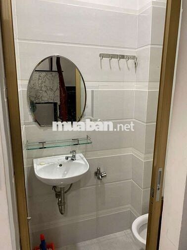 Cho thuê nhà nguyên căn.Đường Trần Hưng Đạo.Phường Cầu Kho.Quận 1