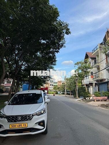 Wow, MT Đường Số 20 Bình Phú 1, DT 4x19, Trệt 3 lầu, Giá 13 tỷ