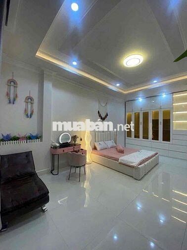 BÁN NHÀ 1 TRỆT 2 LẦU. PHƯỜNG TÂN NGÃI, TỈNH VĨNH LONG.