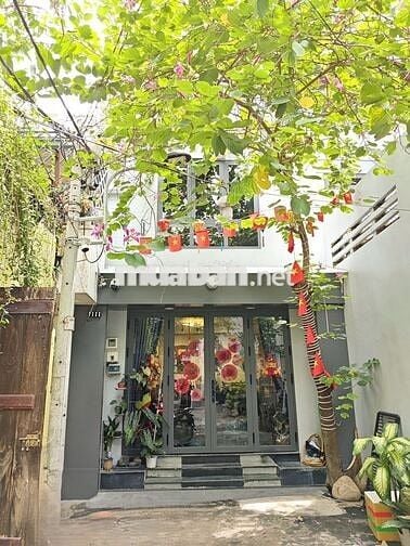 NHÀ LÊ VĂN SỸ, HẺM XE HƠI, DTSD 130M2, NỞ HẬU, SHR, NỘI THẤT CAO CẤP