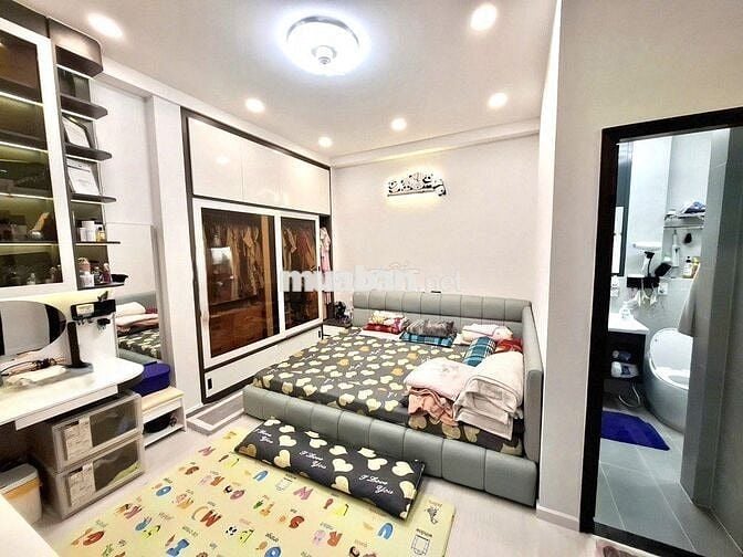 NHÀ LÊ VĂN SỸ, HẺM XE HƠI, DTSD 130M2, NỞ HẬU, SHR, NỘI THẤT CAO CẤP
