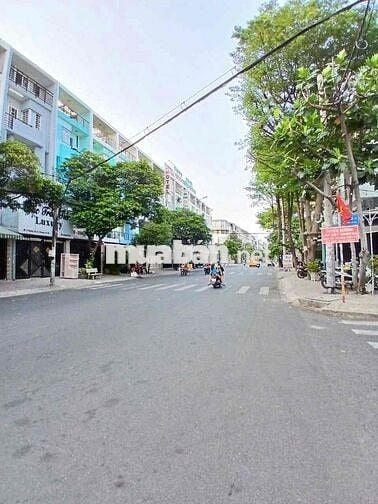 Bán nhà MT Đường Số 23, DT 4,5x20, Nhà 3 lầu đẹp, Giá bán 17.9 tỷ TL