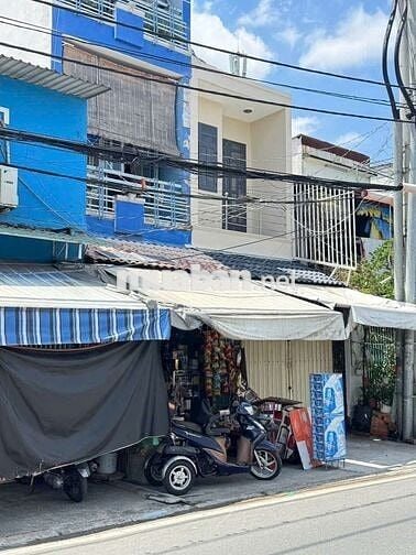 Cho thuê nhà Mặt Tiền đường Bình Đông P15,Q8 DT.3×12 } 1Lầu 2Phòng 2wc