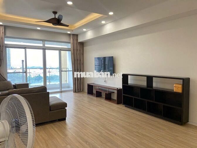 căn hộ Riverside residence quận 7, dt 140m2-3PN-2WC full nội thất