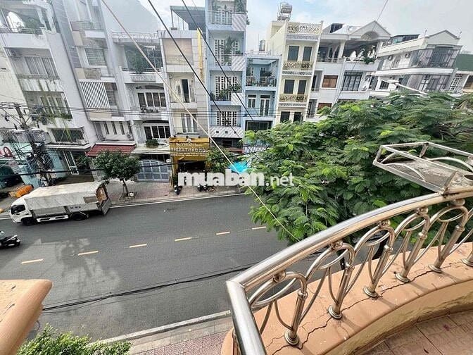 Hàng Phong Thuỷ 1-0-2, MT 86 Chợ Lớn, DT 4x20, KC 3 lầu, Giá 18.5 tỷ