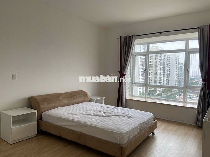 căn hộ Riverside residence quận 7, dt 140m2-3PN-2WC full nội thất