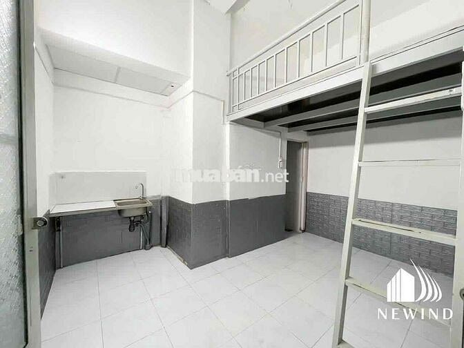 🚨 PHÒNG TRỌ GÁC LỬNG KẾ BÊN TDTU – CHỈ 3TR8 🚨