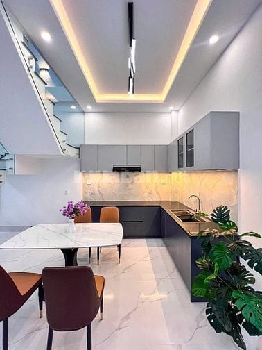 RẺ NHẤT KHU VỰC BÌNH THẠNH CHỈ 6.5 TỶ NHÀ NGAY VŨ TÙNG GẦN CHỢ BÀ CHỂU