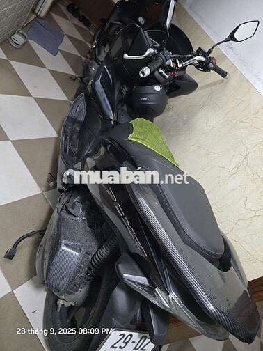 PCX hybrid 150