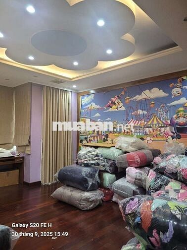 💢Cho thuê nhà 1trệt 3lầu 4pn 5wc 1bếp DT 5x20 Đẹp