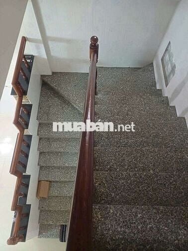 Cần cho thuê nhà kdc 586 gần Quảng Trường Tây Đô