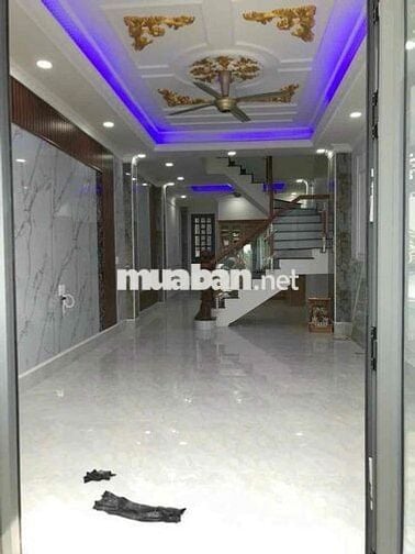 NHÀ PHỐ LIỀN KỀ TÂN CỔ ĐIỂN DĨ AN CHÍNH CHỦ