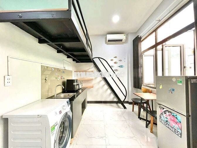Căn Hộ Duplex Ban Công Siêu Thoáng Ngay Bệnh Viện Hoàn Mỹ