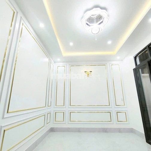 Kẹt tiền cần bán gấp căn nhà ở Đ. Lê Thị Sắc 127m2 SHR giá chỉ 920tr