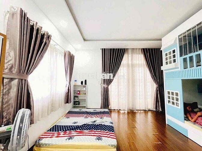 Nhà tx25 sẵn nội thất gara xe hơi 4pn5wwc  13 triệu có bớt