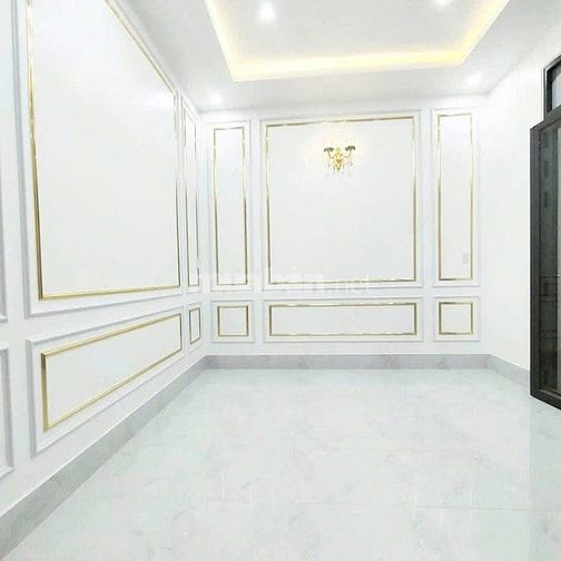 Kẹt tiền cần bán gấp căn nhà ở Đ. Lê Thị Sắc 127m2 SHR giá chỉ 920tr