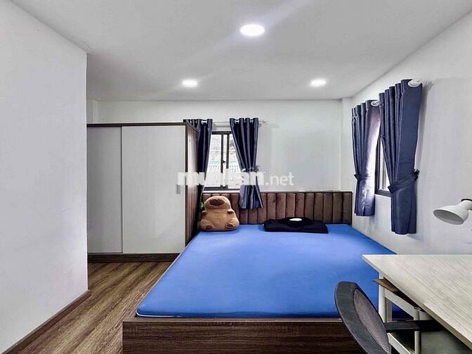 Nhà DUPLEX 2PN - 2WC mới ngay ngã tư Trần Quang Diệu - Lê Văn Sỹ, Q3
