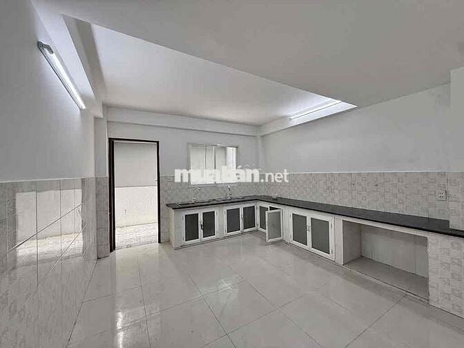 MT ĐƯỜNG NHÁNH DƯƠNG QUẢNG HÀM, NGAY ĐH VĂN LANG, P5, GÒ VẤP