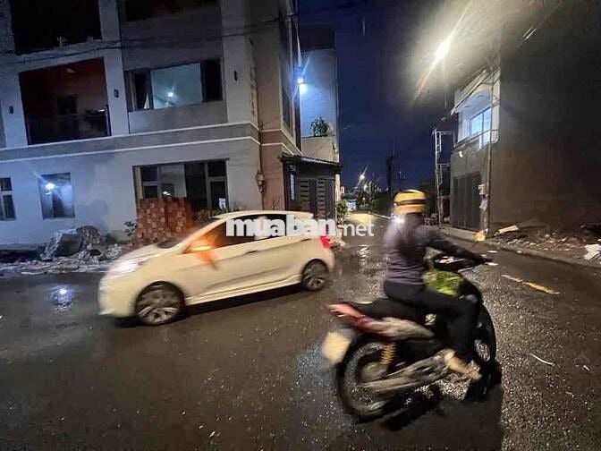 340m FULL THỔ CƯ- NỞ HÂU L - THẠNH LỘC 24tr/1M XÂY CHDV ĐỈNH