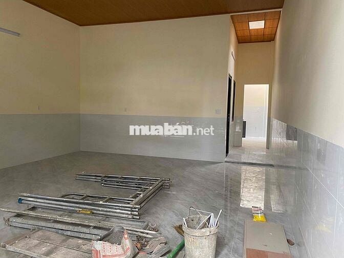 Cho thuê nhà mặt tiền đường Nguyễn Du, hẻm 72 phường Quang Vinh,