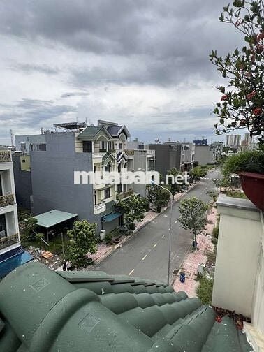 🏡NHÀ 4 TẦNG – DỰ ÁN PHÚ HỒNG THỊNH – CÓ THANG MÁY–NỘI THẤT GỖ CAO CẤP