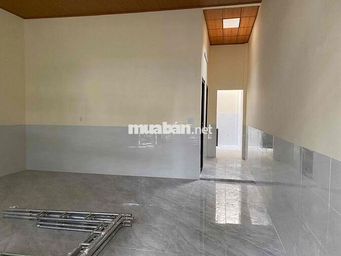 Cho thuê nhà mặt tiền đường Nguyễn Du, hẻm 72 phường Quang Vinh,