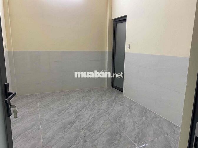 Cho thuê nhà mặt tiền đường Nguyễn Du, hẻm 72 phường Quang Vinh,