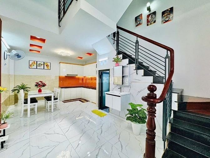 Nhà hẻm 5m, 50,4m2 đường Bùi Đình Tuý, P24, Bình Thạnh giá 2 tỷ 350tr