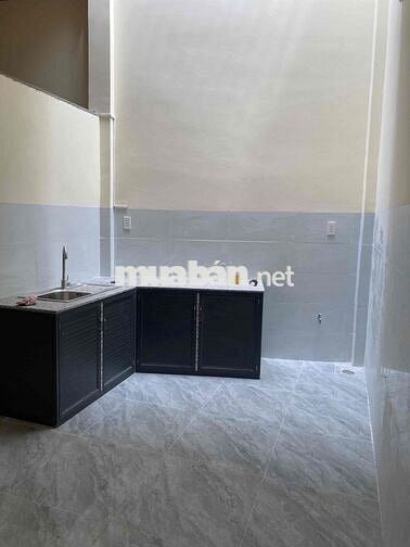 Cho thuê nhà mặt tiền đường Nguyễn Du, hẻm 72 phường Quang Vinh,