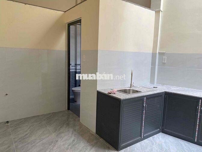 Cho thuê nhà mặt tiền đường Nguyễn Du, hẻm 72 phường Quang Vinh,