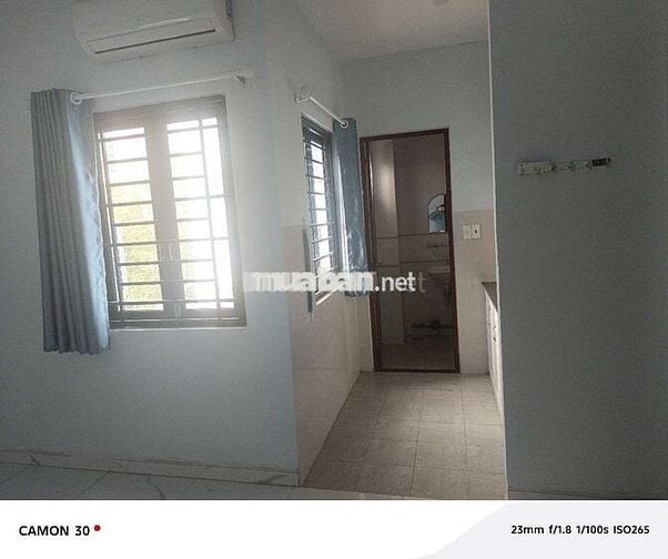 Phòng mới gần Ngã Tư Bình Thái