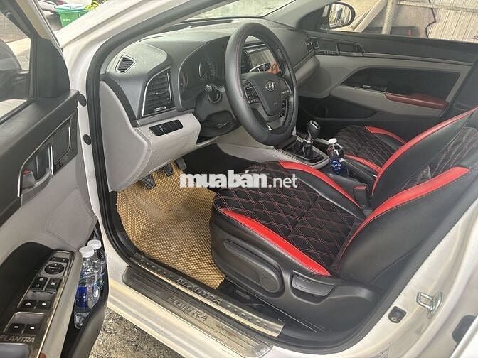 Hyundai Elantra 2017 1.6 MT - 97000 km