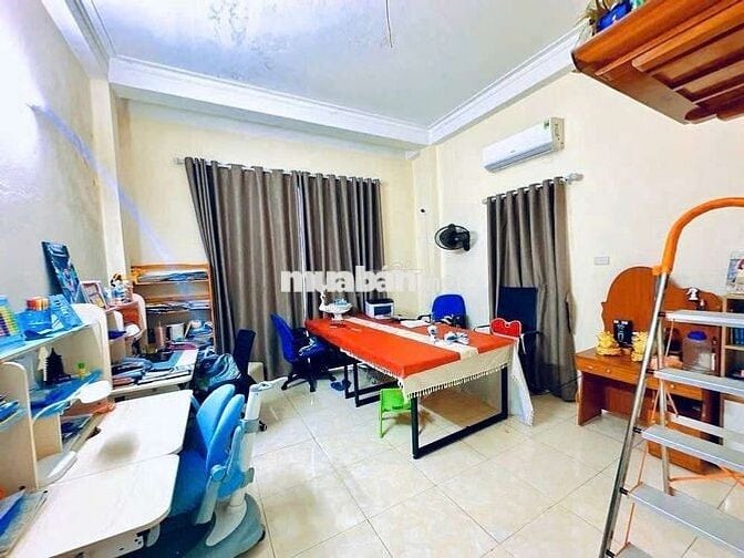 LẠC LONG QUÂN Ô TÔ VÀO NHÀ- NGÕ THÔNG - KINH DOANH