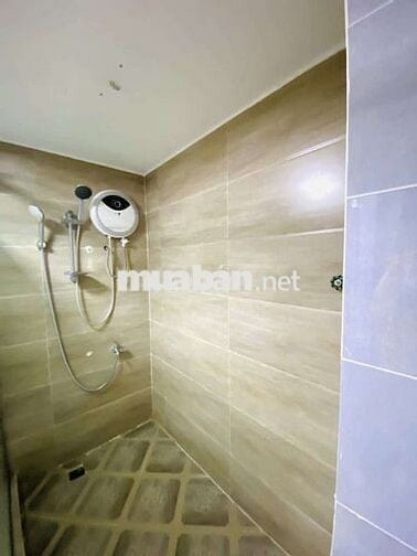 CHO THUÊ CĂN 1 PN TÁCH BẾP, FULL NỘI THẤT, BAN CÔNG, GẦN VÒNG XOAY ĐBP
