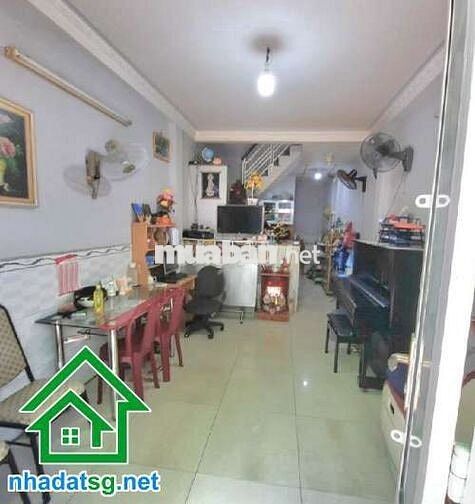 NHÀ ĐẸP – HẺM XE HƠI – DT: 27m² (3x9) – 3 tầng BTCT - 3PN – 2WC