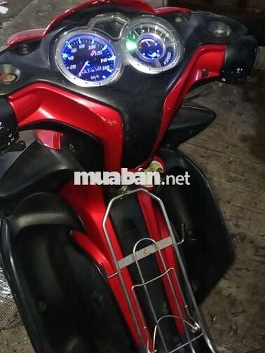 Jamaha Jupiter bánh mâm thắng đĩa biển Sài Gòn