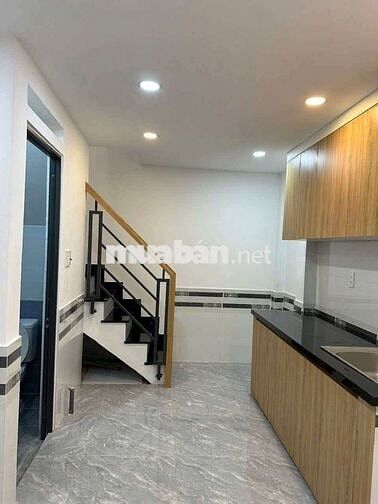 nhà đường Nguyễn Thi Xinh (TA21),phường TA.Hẻm thông
Gần bia Tiger