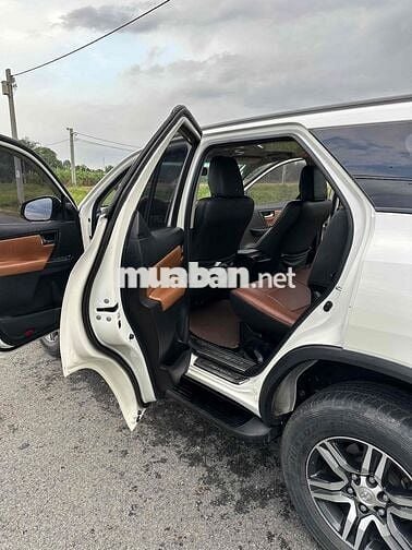 Toyota Fortuner 2019 2.4G 4x2 MT - 145000 km