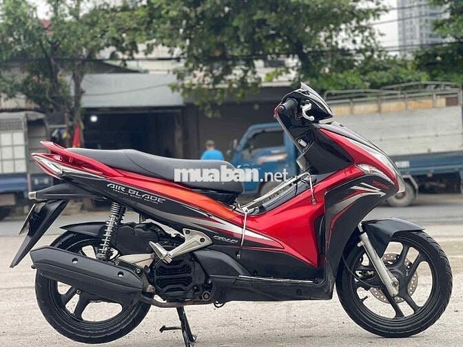 🛵 Air Blade 110cc – Giá 11.8 – giấy tờ đầy đủ