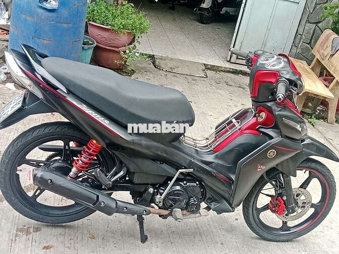 Jamaha Jupiter bánh mâm thắng đĩa biển Sài Gòn