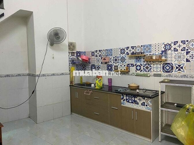 Cho thuê nhà nguyên căn Nơ Trang Long, p13 cũ