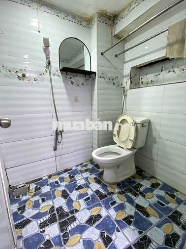 💥 Cho Thuê Nhà Hẻm Tân Quy 2 Lầu - 4PN - 3WC ( Chủ đang Sơn sửa Mới