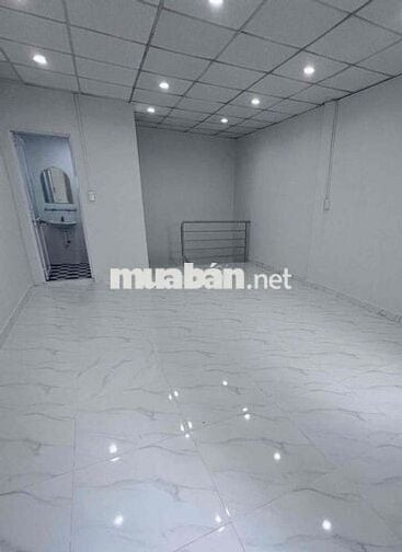 Giữa trung tâm Q.Gò Vấp tồn tại 1 căn nhà hẻm giá 2t550 SHR bao phí