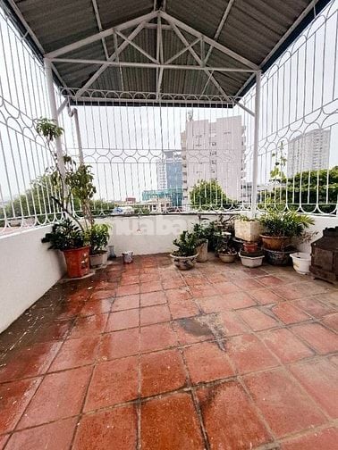 Bán nhà phố Trường Chinh, gần phố, nhà đẹp ở ngay 30M, 5 tầng.