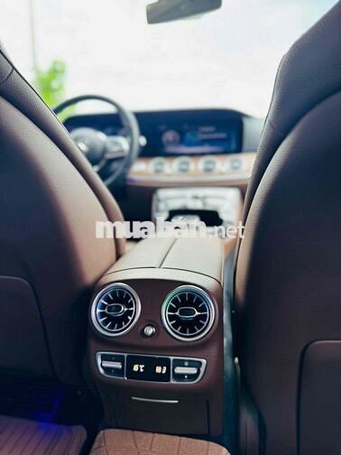 Mercedes Benz E Class 2017 E200 - 80.000km