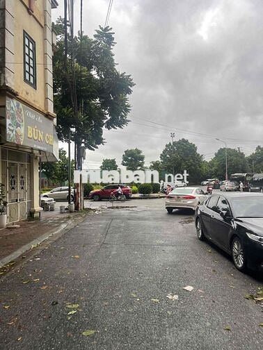BÁN NHÀ XỊN SÒ GIA THUỴ NGUYỄN VĂN CỪ